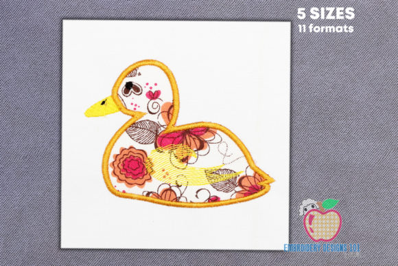 Resting Duckling Applique